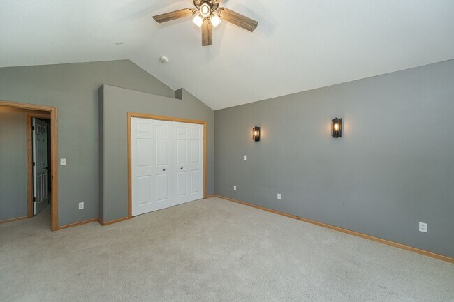 Building Photo - Spacious Home With Finished Basement And 3 Car Garage