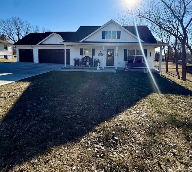 Building Photo - 104 E Madison Dr