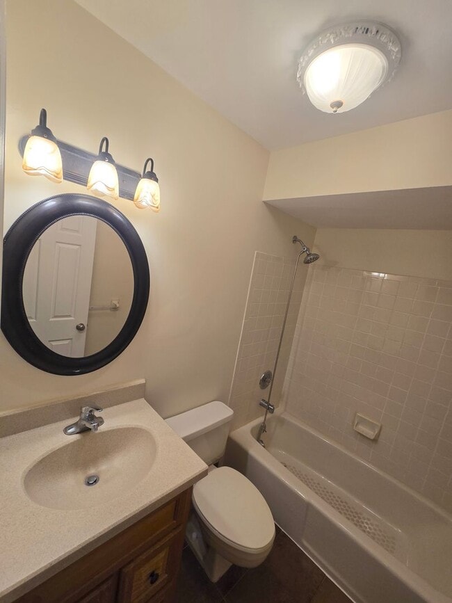 Building Photo - Recently painted & carpeted townhouse with 1,200+ SQ FT, 3-bedroom, 2.5 bathroom and lots of amen...