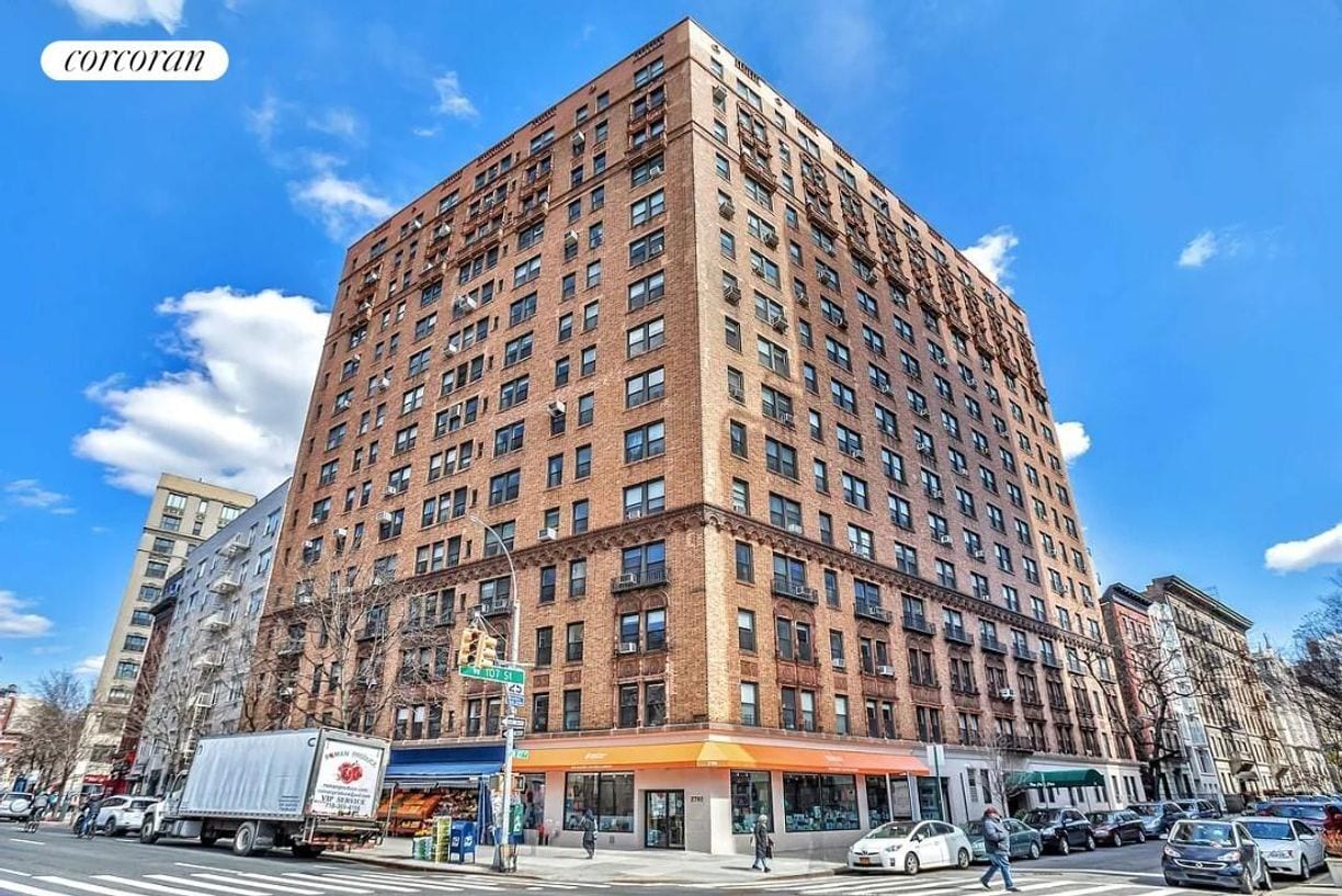 Building Photo - 245 W 107th St