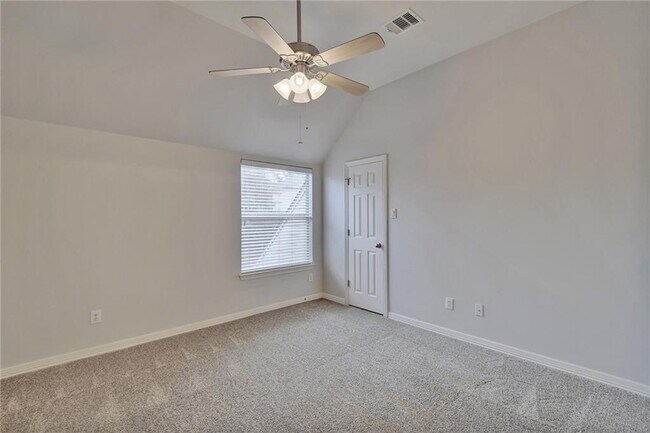 Building Photo - 2814 Cool River Loop