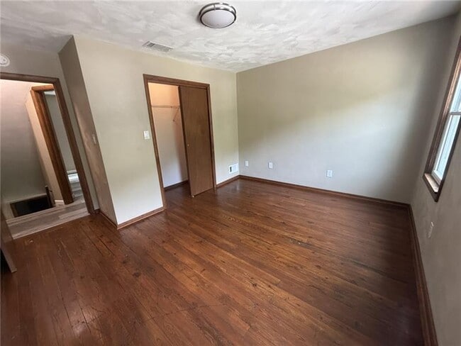 Building Photo - 254 Bailies Run Rd