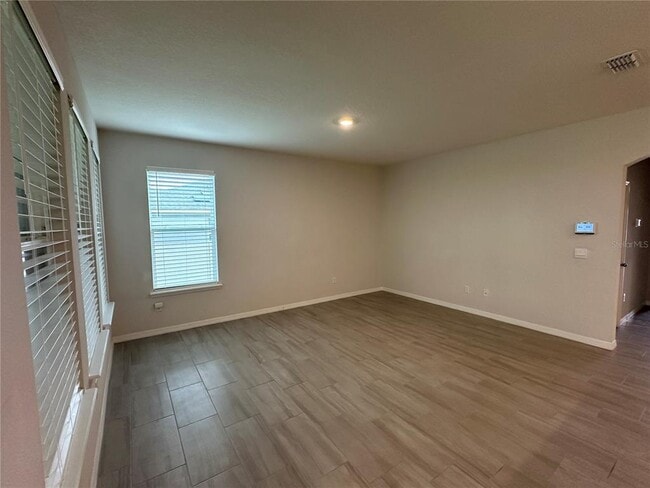 Building Photo - 17910 Hither Hls Cir