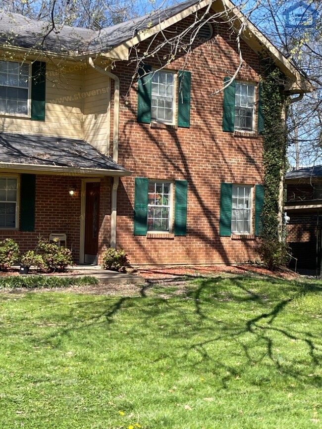 Primary Photo - Elegant Brick House