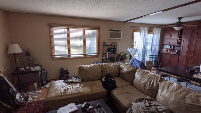 Building Photo - 118 Duplex