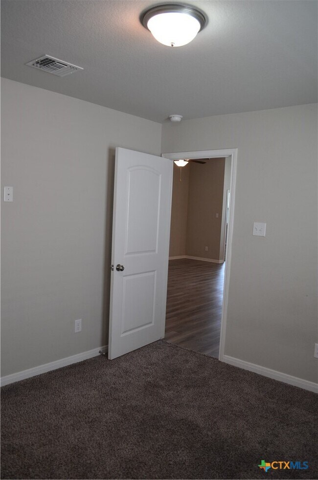 Building Photo - 3423 Addison St