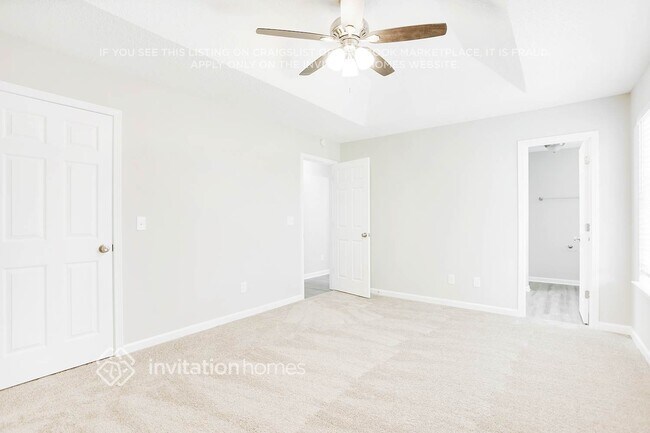 Building Photo - 6358 Hillview Ln