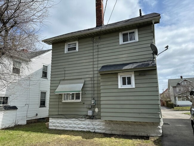 Building Photo - YOU WILL LOVE THIS HOME . CALL NOW FOR APPOINTMENT !!!