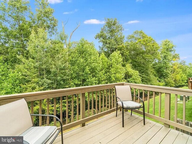 Building Photo - 3632 Chippendale Cir