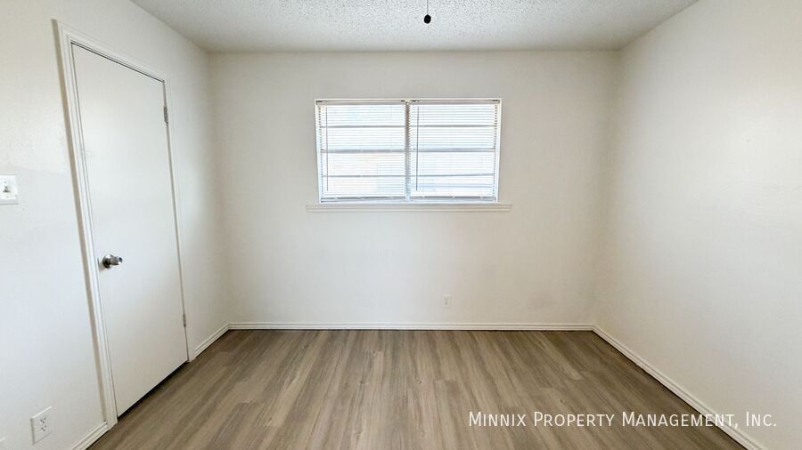 Building Photo - 2101 51st St