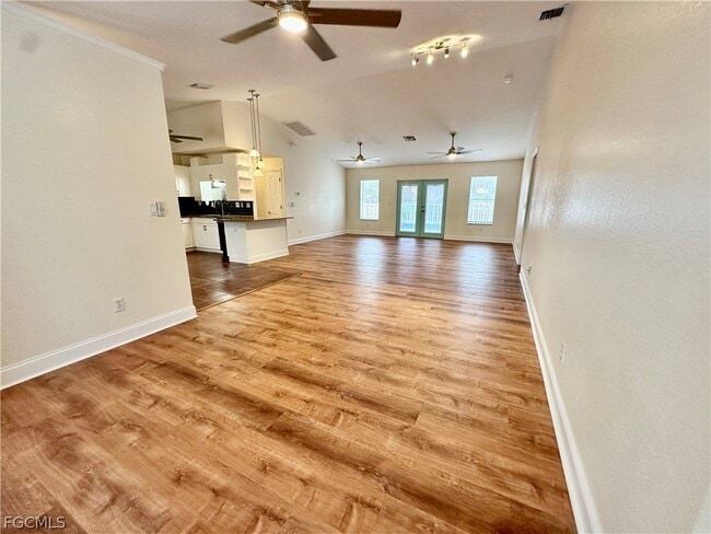 Building Photo - 6840 Cadet Ave