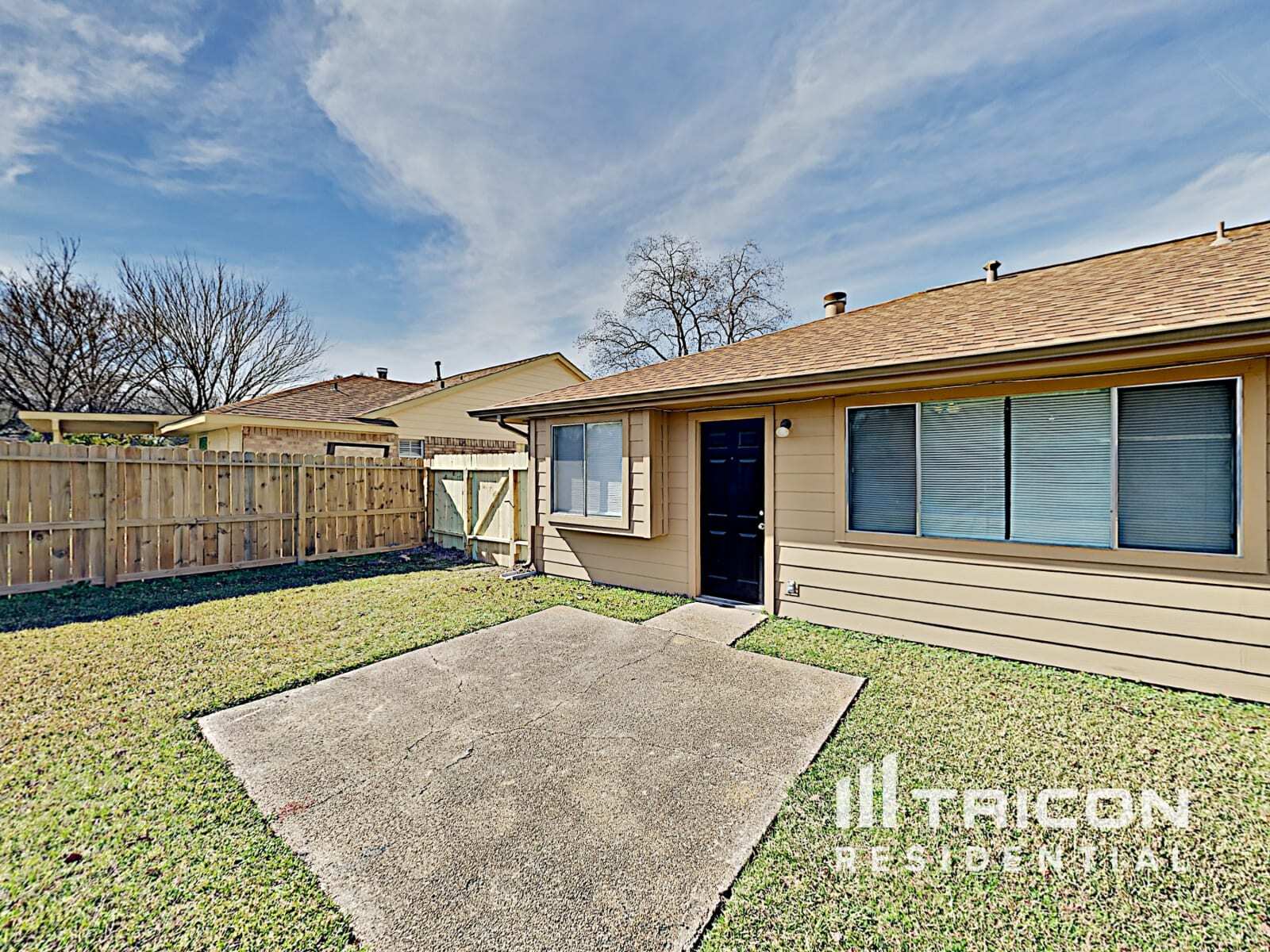 Building Photo - 3415 Sandbrook Dr