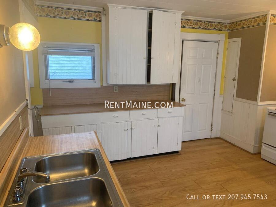 Building Photo - 53 Parker St