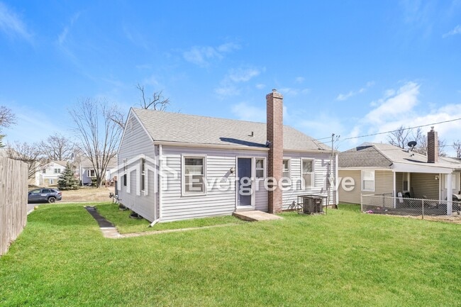 Building Photo - 1919 Clare Ct