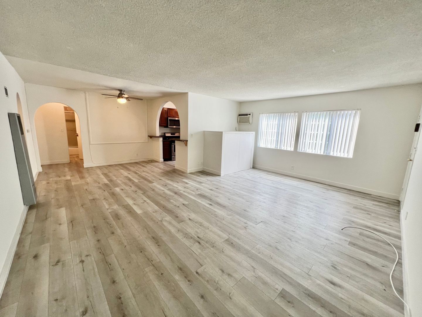 Building Photo - 3728 S Bentley Ave