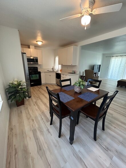 Dining Room - 1796 Bahama Ave