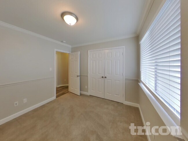 Building Photo - 9039 Thomas York Blvd