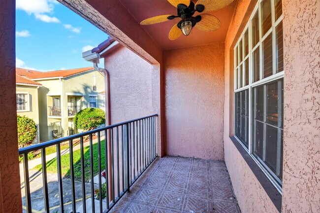 Building Photo - 501 Belmont Pl