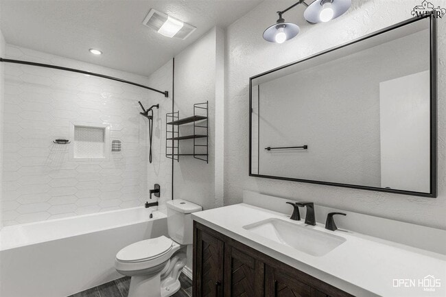Building Photo - 4805 Big Bend Dr