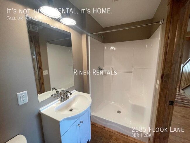 Building Photo - 2585 Flook Ln