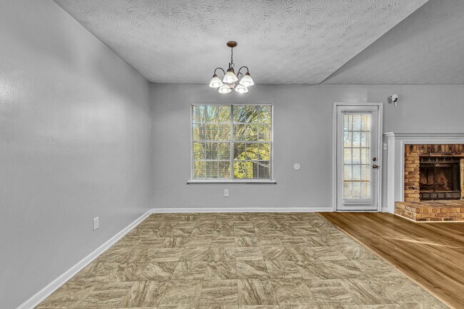 Building Photo - Ashbill