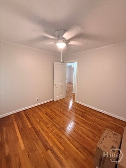 Building Photo - 2117 E 58th St