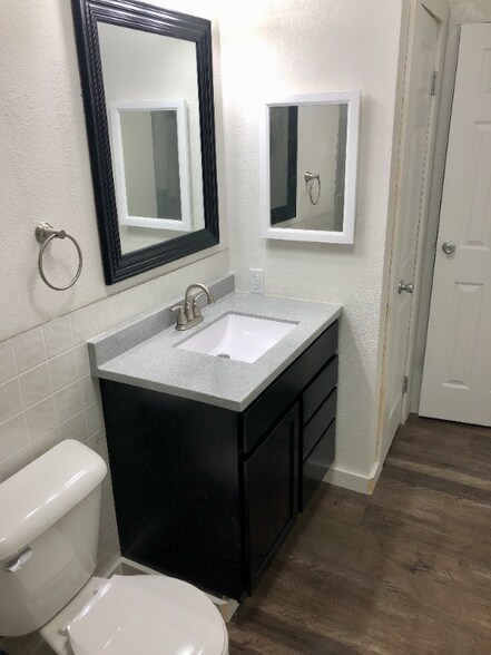 Building Photo - 1131 Spencer St