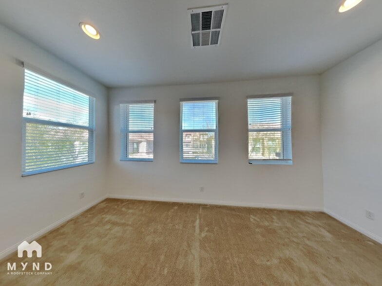 Building Photo - 1041 Via Lombardi