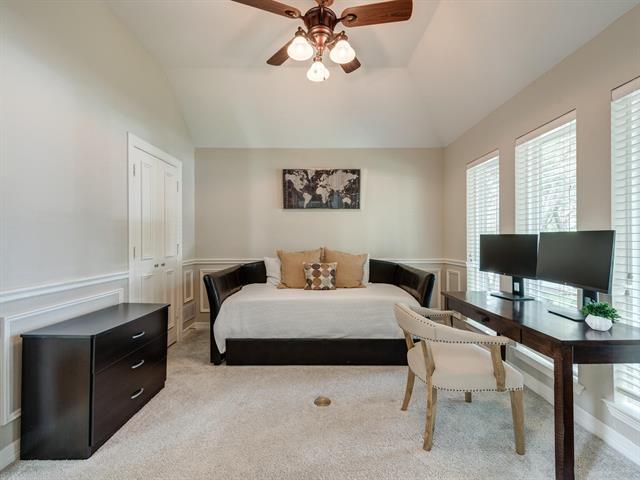 Building Photo - 250 Glenrose Ct