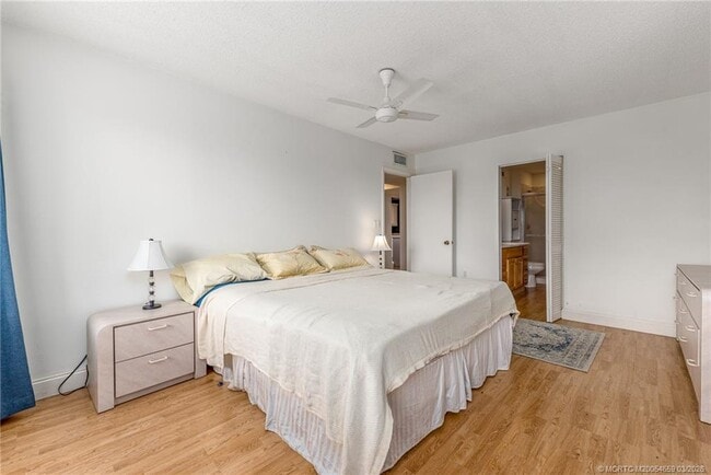 Building Photo - 5393 SE Miles Grant Rd