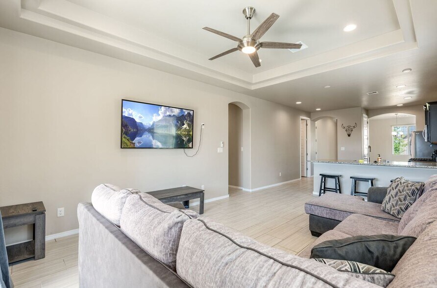 Building Photo - 2313 Melon Ridge Loop NE