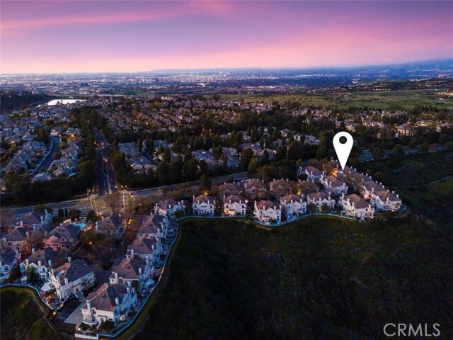 Building Photo - 4 Chandon