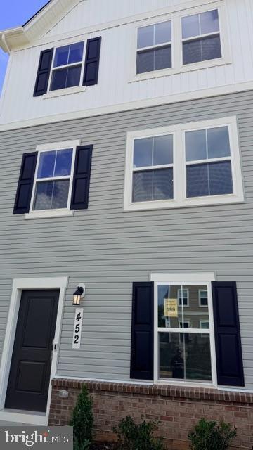 Building Photo - 452 17th Ave