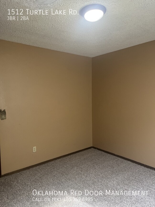 Building Photo - 1512 Turtle Lake Rd