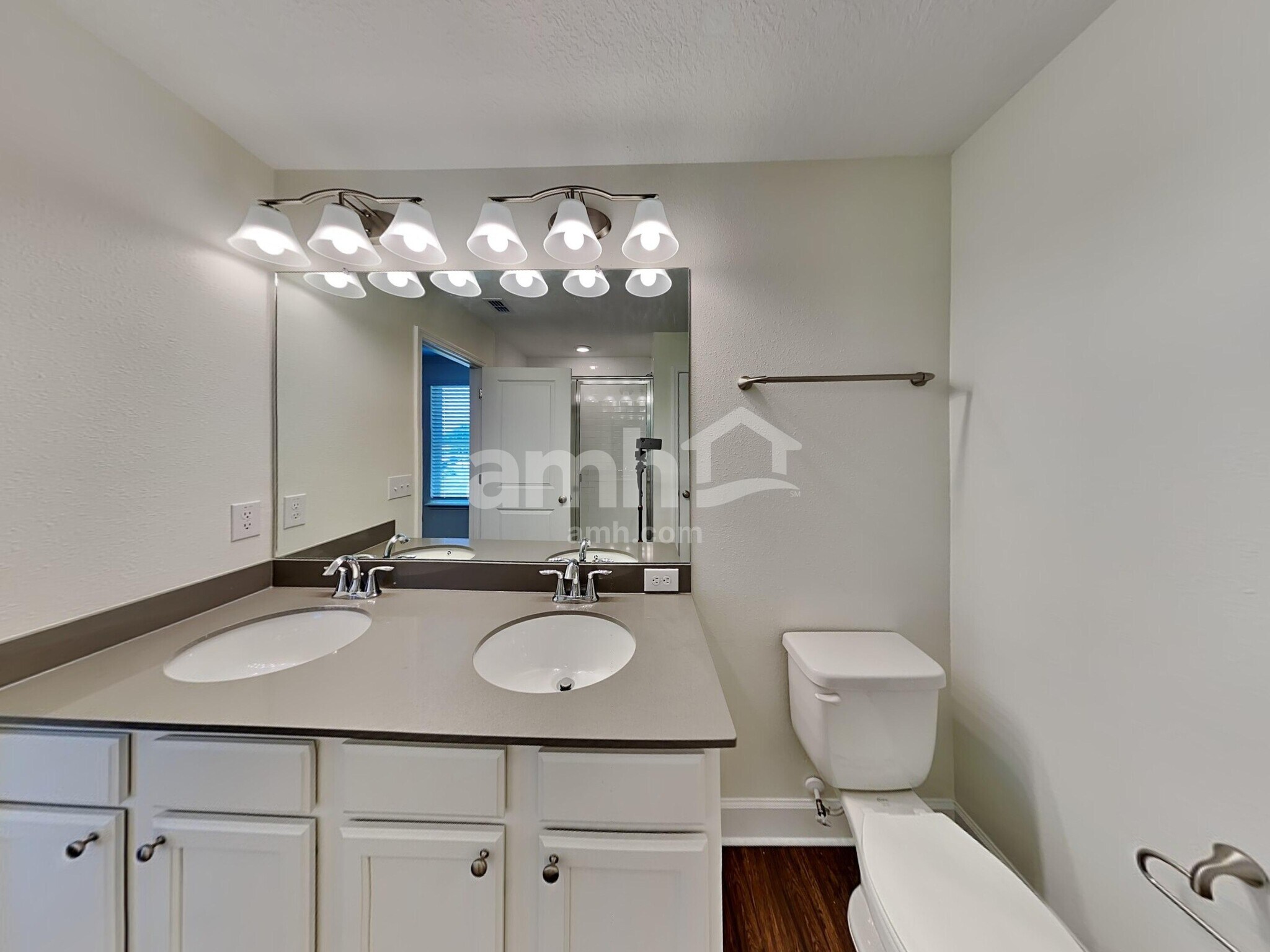 Building Photo - 3240 Bridge Haven Dr