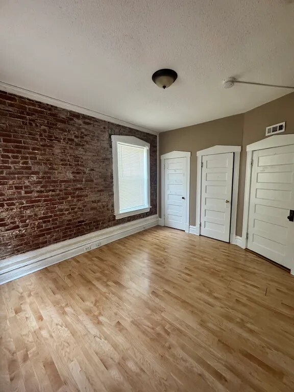 Building Photo - 3890 Juniata St