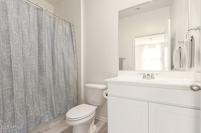 Building Photo - 20004 W Badgett Ln