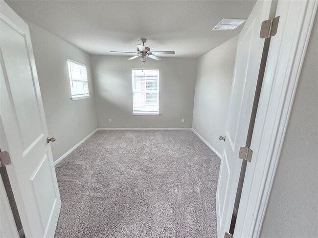 Building Photo - 1604 Homestead Farms Dr