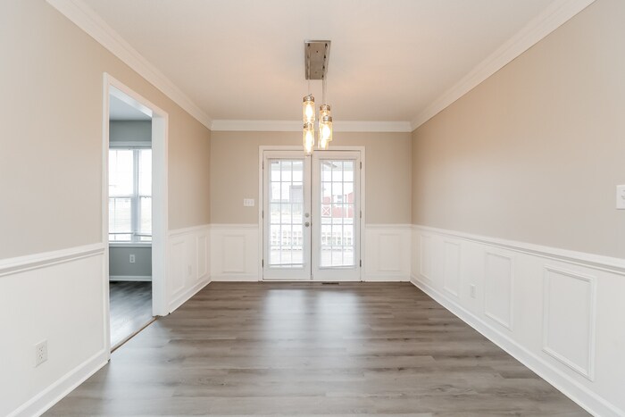 Building Photo - 829 Buckhorn Dr