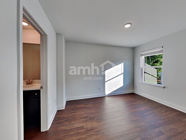 Building Photo - 5037 Pebble Bridge Way