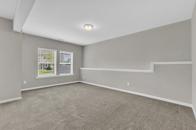 Building Photo - 4701 Kia Dr