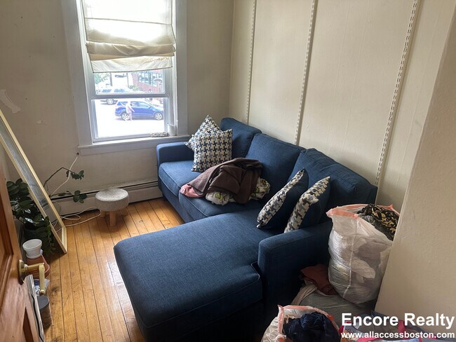 Building Photo - 80 Prentiss St