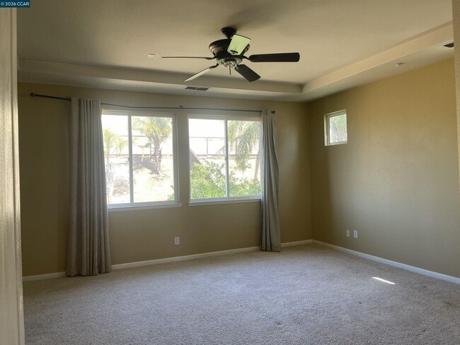 Building Photo - 2683 Presidio Dr