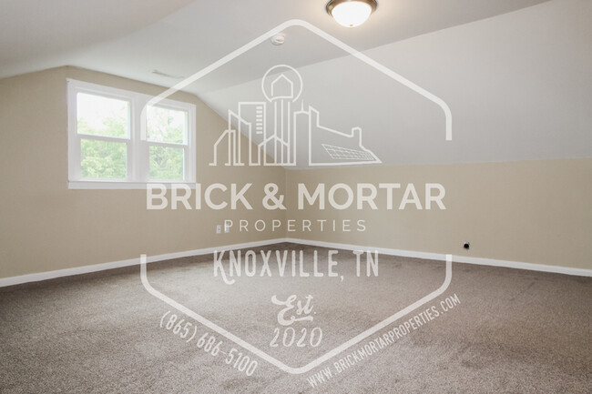 Building Photo - 2611 Edgewood Ave