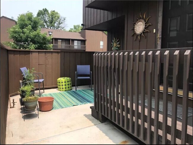 Building Photo - 97 Kingsberry Dr