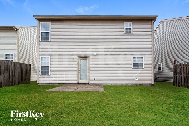 Building Photo - 10320 Liverpool Way