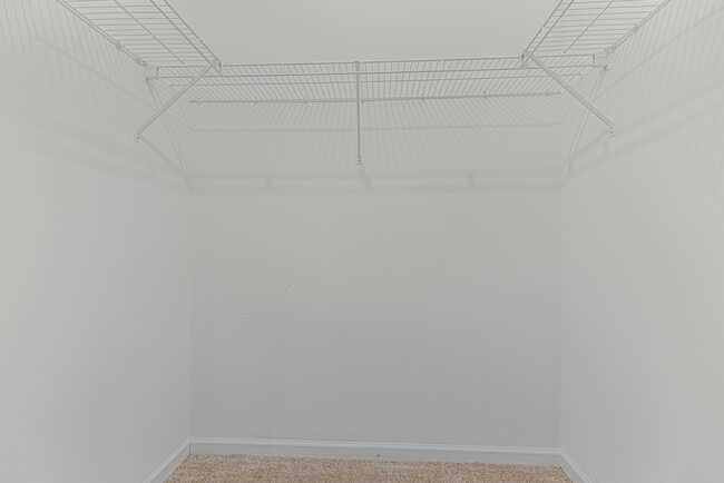 Building Photo - 1171 N Red Oak Cir