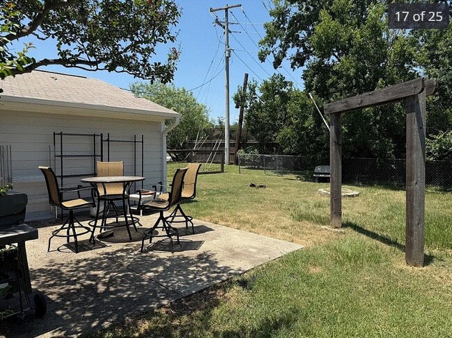 Building Photo - 1101 Taurus Cir