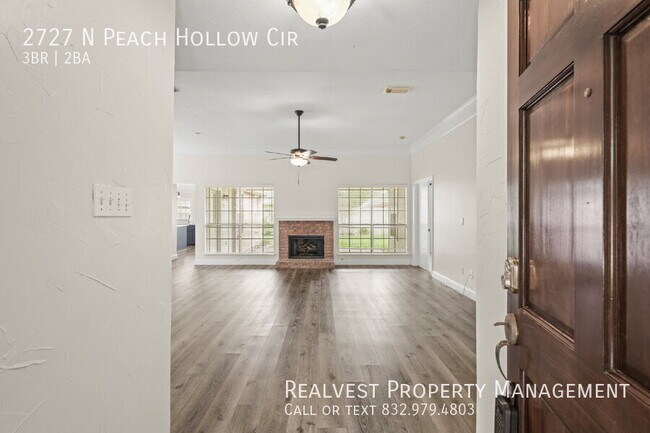 Building Photo - 2727 N Peach Hollow Cir