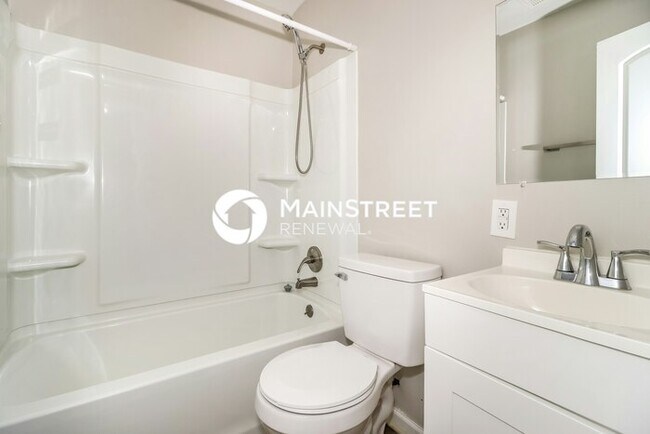 Building Photo - 3 Bedroom Pet-Friendly Home in Memphis, TN with Main Street Renewal